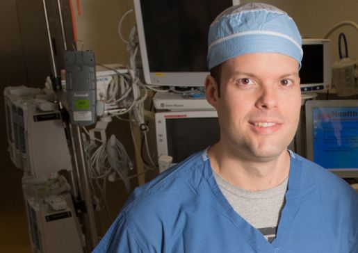Dr. Miguel Leal